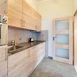 Nowoczesne Sun Seasons 24 W Karpaczu Z Parkingiem By Renters Apartment